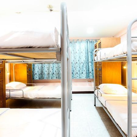 Hostel 8 Sukhumvit Soi 8 Bangkok Eksteriør bilde