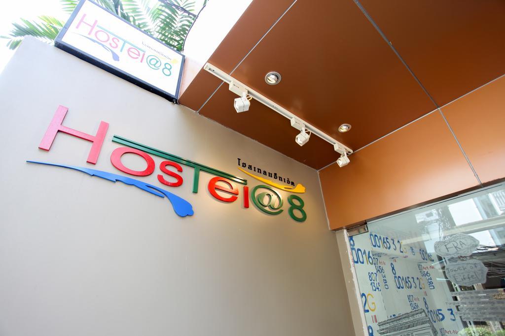 Hostel 8 Sukhumvit Soi 8 Bangkok Eksteriør bilde