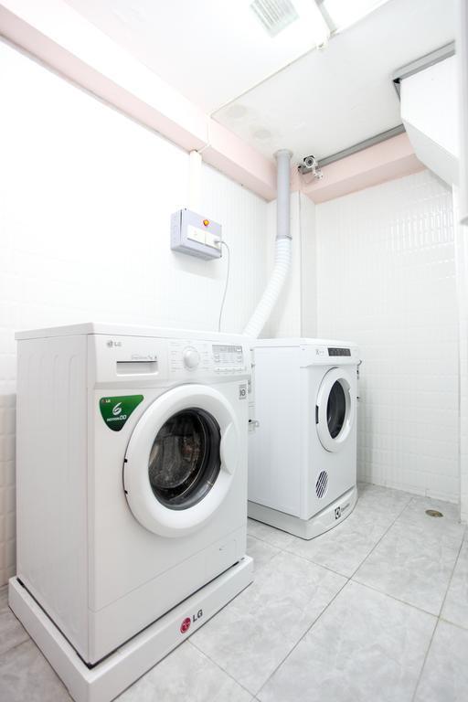 Hostel 8 Sukhumvit Soi 8 Bangkok Eksteriør bilde