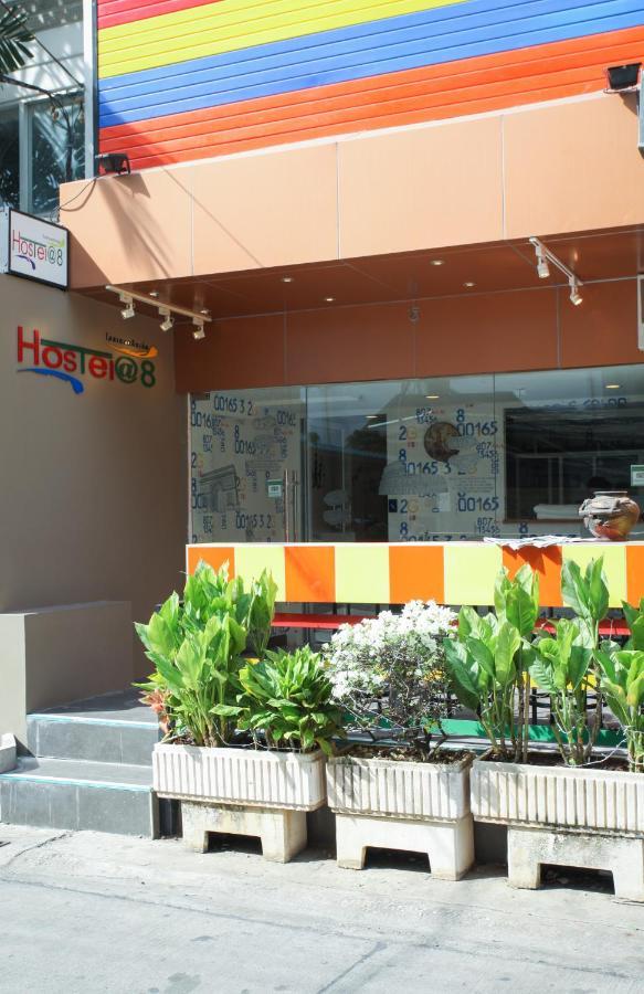 Hostel 8 Sukhumvit Soi 8 Bangkok Eksteriør bilde